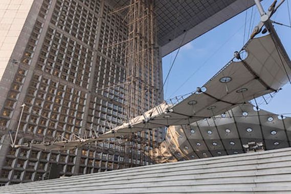 les-nuages-de-l-arche-paris-la-defense_content-1.jpg