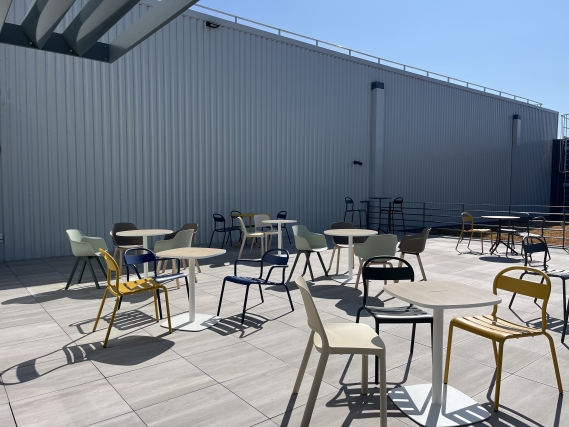 Bâtiment industriel Curtiss-Wright à Genté, Charente (16), Nouvelle-Aquitaine - conception et réalisation Espace Engineering Fayat, contractant général et maître d'œuvre