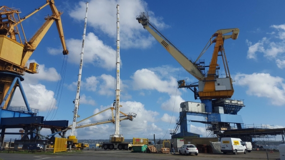 JOSEPH_PARIS_Refonte_grue_portuaire2-compressed.jpg