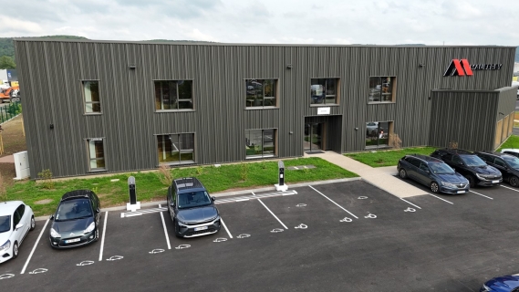 Construction plateforme logistique et bâtiment de bureau à Le Grand-Quevilly, Seine-Maritime (76), Normandie - conception et réalisation Espace Engineering Fayat, contractant général et maître d'œuvre