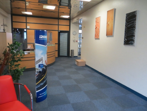 Avant bâtiment de bureau réhabilité Nameshield à Angers, Maine-et-Loire (49), Pays de la Loire - conception et réalisation Espace Engineering Fayat, contractant général et maître d'œuvre