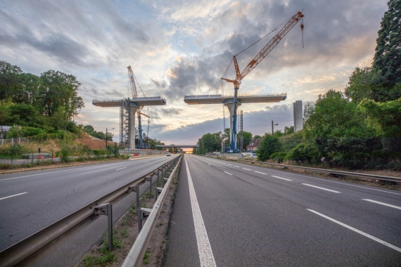 Razel-Bec Ligne 18 Pont RN118 travaux viaduc ile de france saclay