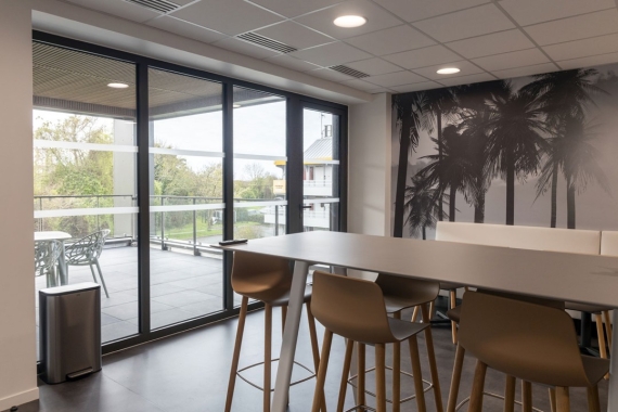Aménagement intérieur bâtiment de bureaux à Puilboreau, Charente-Maritime (17), Nouvelle-Aquitaine - Conception et réalisation Espace Engineering Fayat, contractant général et maître d'œuvre