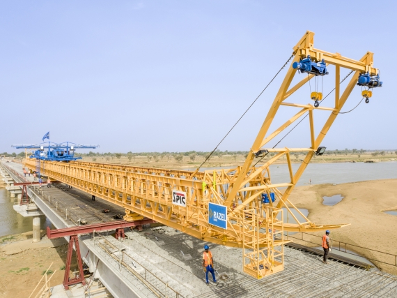 Razel-Bec Pont sur le Logone Frontiere Tchad Cameroun