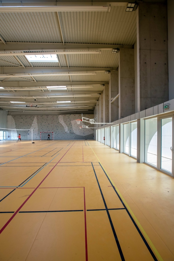 Gymnase Et Plateau Sportif Miramas Bec Construction Provence gymnase-et-plateau-sportif-miramas-bec-construction-provence