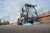 RAVO R2 sweeping in Battersea Park, London