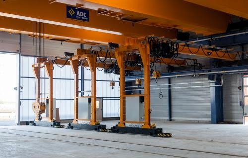 PONTS ROULANTS ET SEMI-PORTIQUES POUR LA SNCF