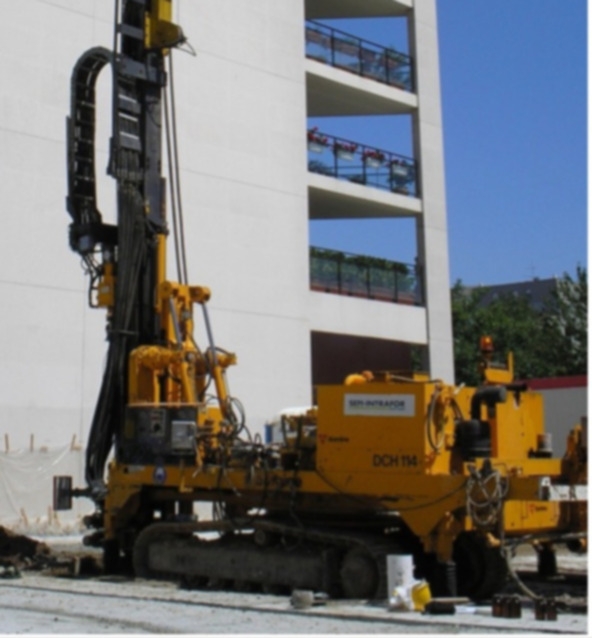 Foreuse DOMINE DCH 114/ ALTO - Locadrill