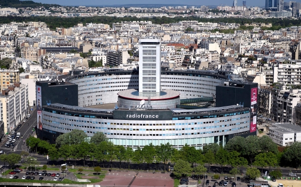 Maison_de_la_radio_France.jpg