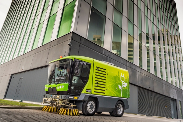 artikel-gram-eerste-duurzame-veegmachine-ravo-benelux
